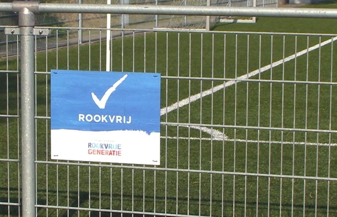 Voetbal rook