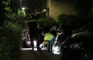 Vrouw gewond bij val met scooter, Alphons Diepenbrocksingel in Leiderdorp