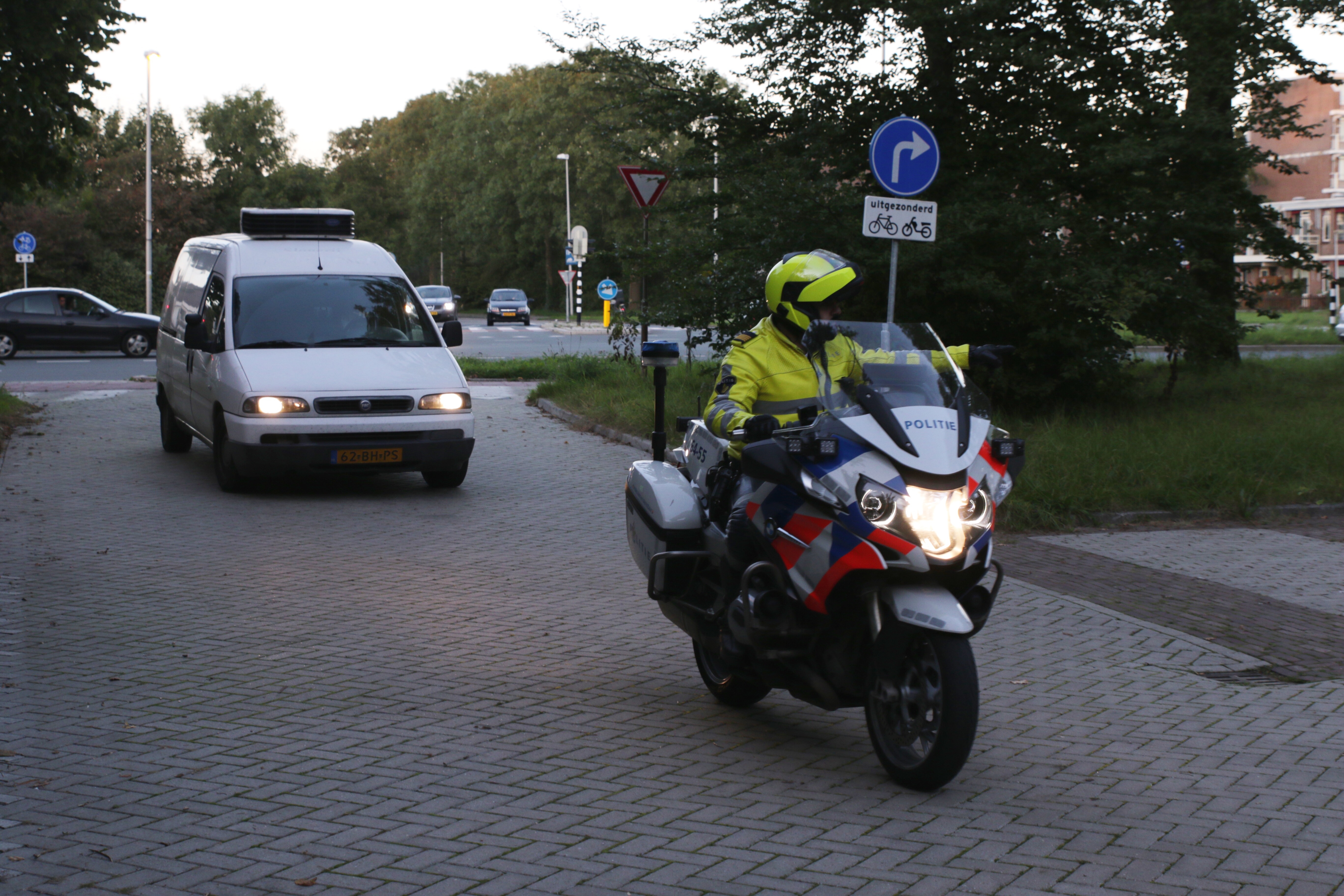 Ruim 44.000 euro geïnd door Belastingdienst tijdens controle, Engelendaal in Leiderdorp