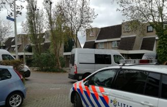 Oudere dame slachtoffer van babbeltruc; politie start zoekactie, Langendijkdreef in Leiderdorp