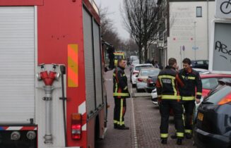 Kind raakt bekneld in stoel, Haarlemmerweg in Leiden