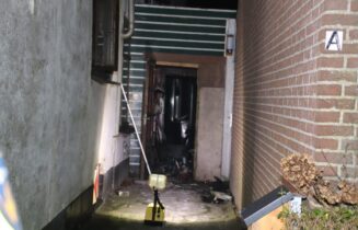 Verdachte aangehouden voor brand in schuur, Pastoor van der Plaatstraat in Rijpwetering