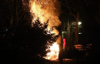 Kampvuur bij scoutingvereniging zorgt voor uitruk brandweer, President Kennedylaan in Oegstgeest