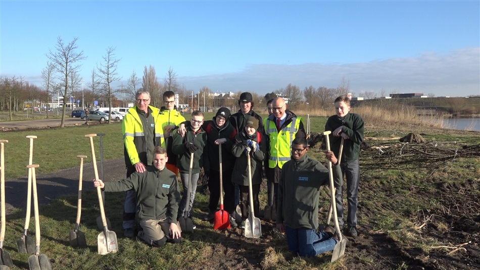 bomenplanten Leo Kannerschool