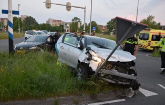 Gewonde bij tweede aanrijding vandaag op dezelfde kruising, Oude Spoorbaan in Leiderdorp
