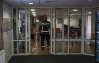 Persoon vast in lift, Klaprooskamp in Leiderdorp