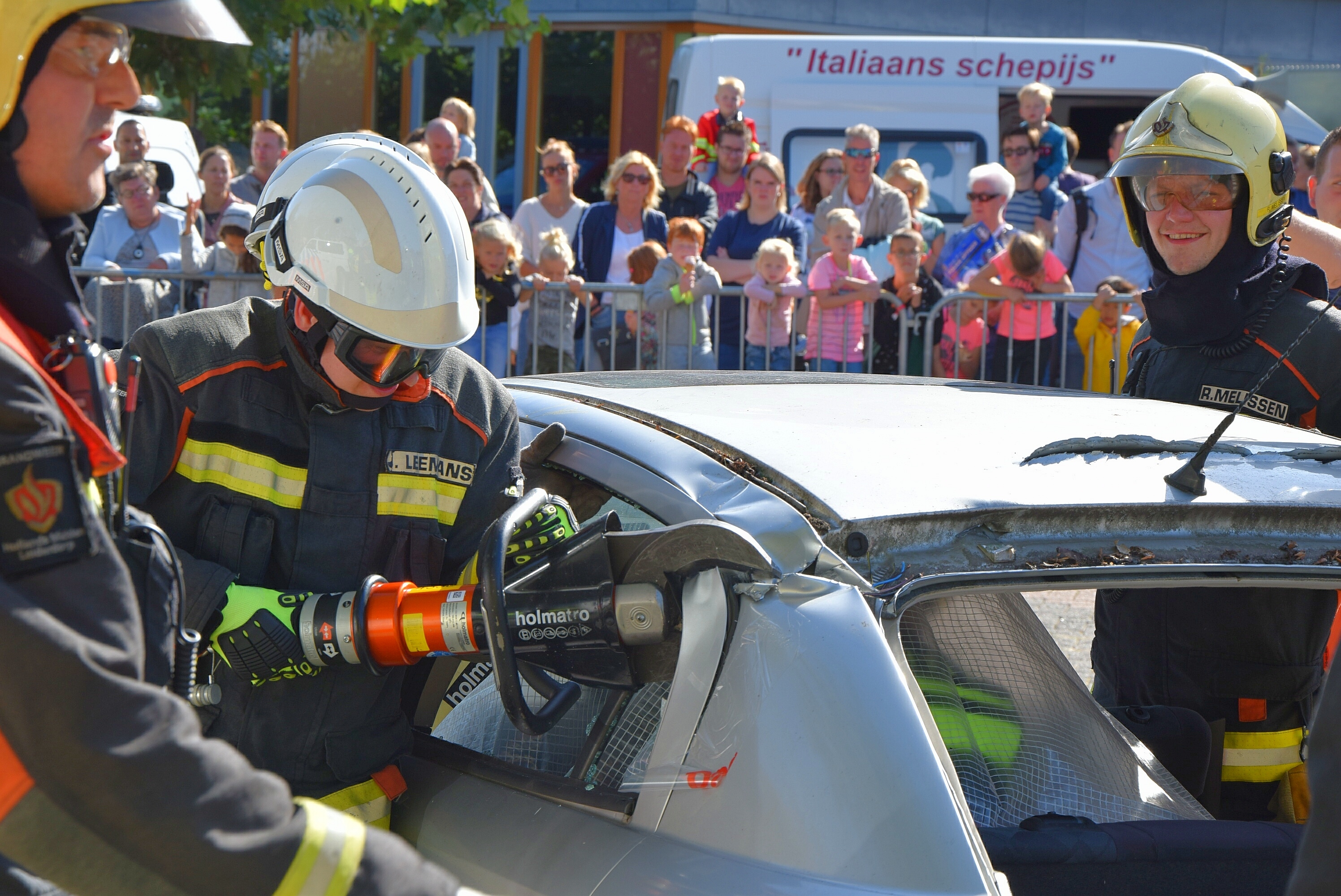 Open dag Brandweer druk bezocht, Simon Smitweg in Leiderdorp