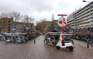 371F24E60B7BD190FF1BF04147284295_950_0