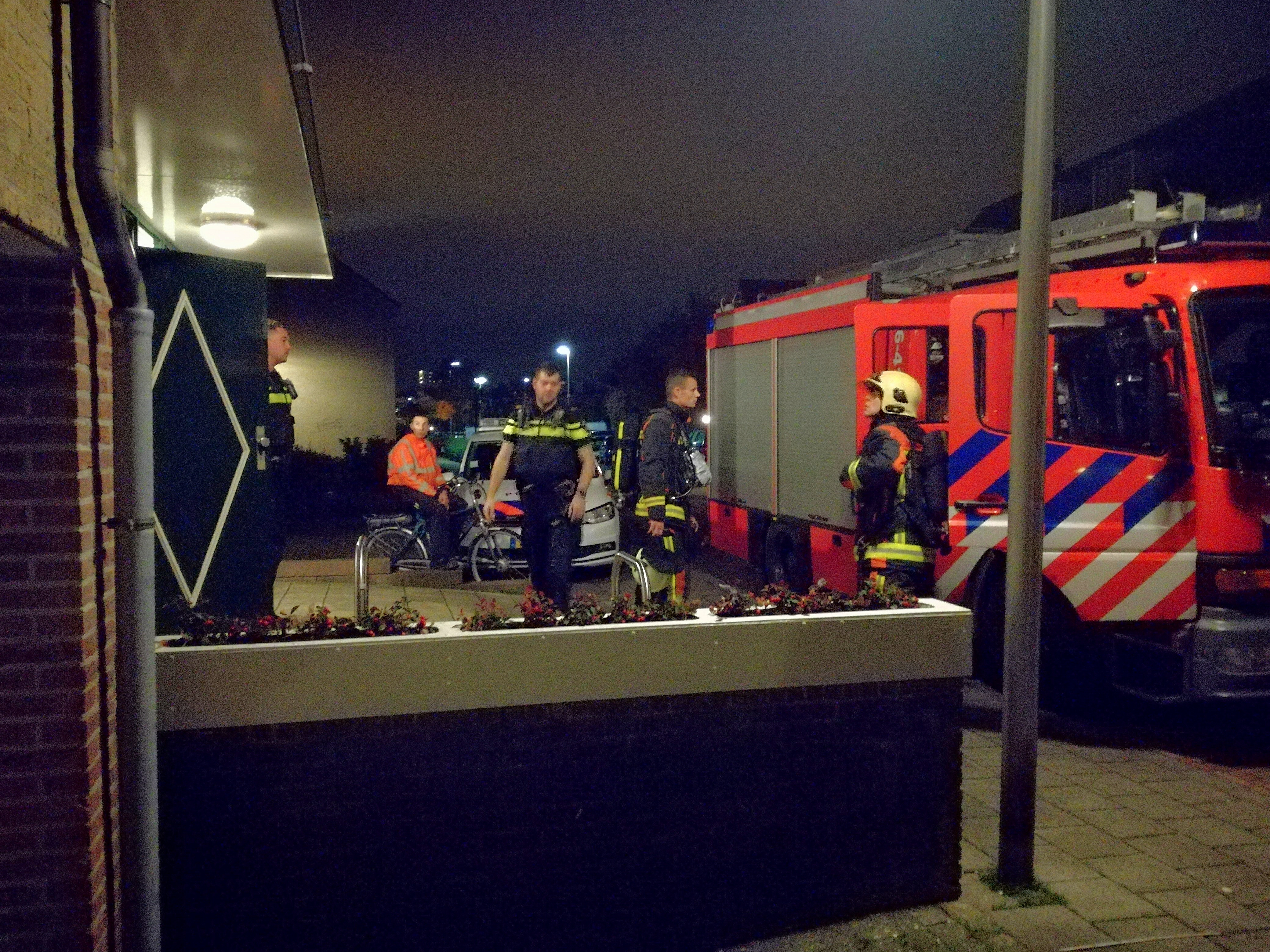 Brandlucht in appartementencomplex blijkt aangebrand stokbrood, Buitendijklaan in Leiderdorp