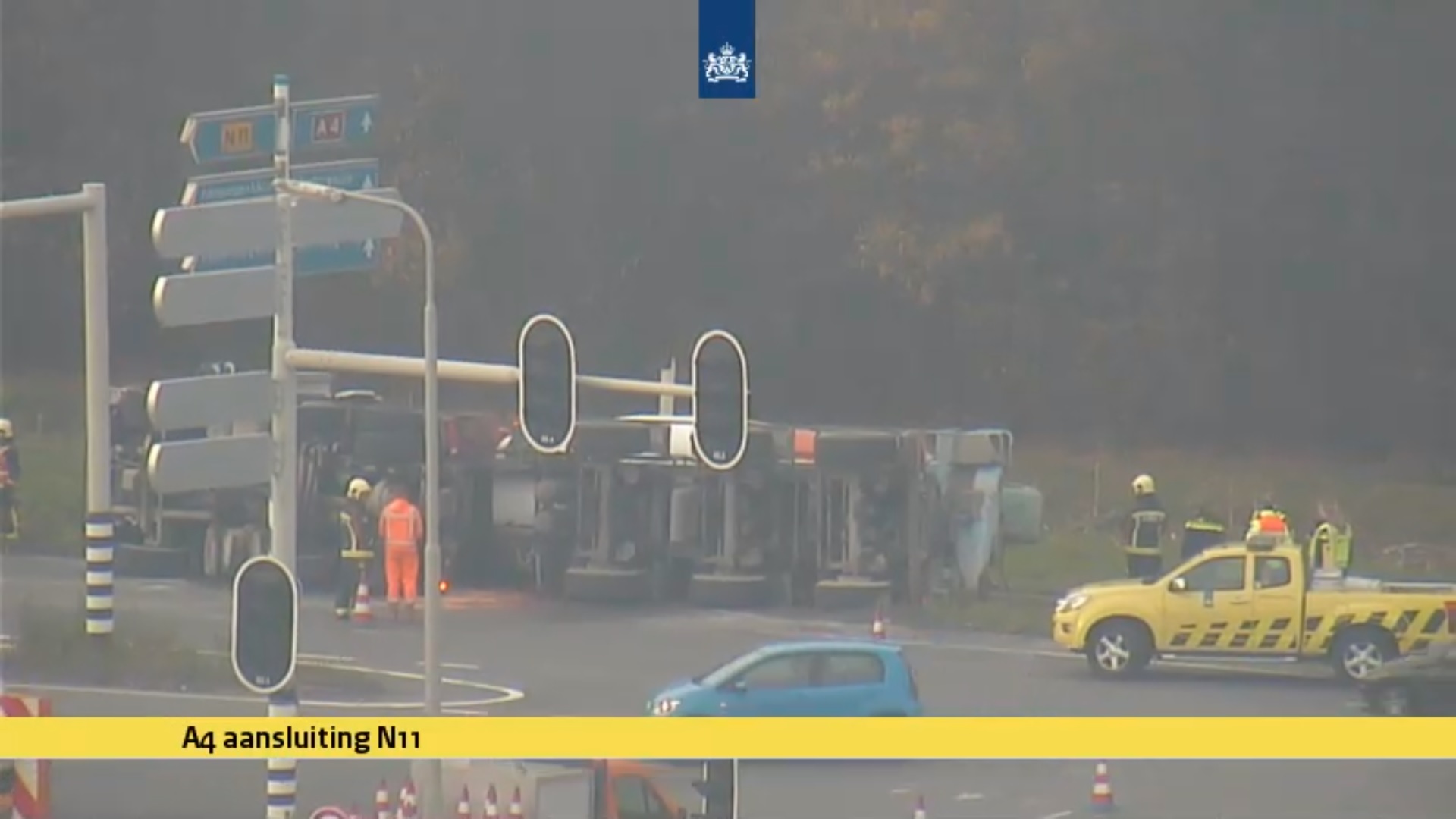 Vrachtwagen op de kant N11