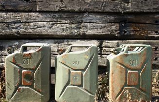 gasoline-canister-708568_960_720