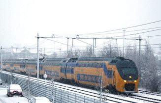 trein in sneeuw