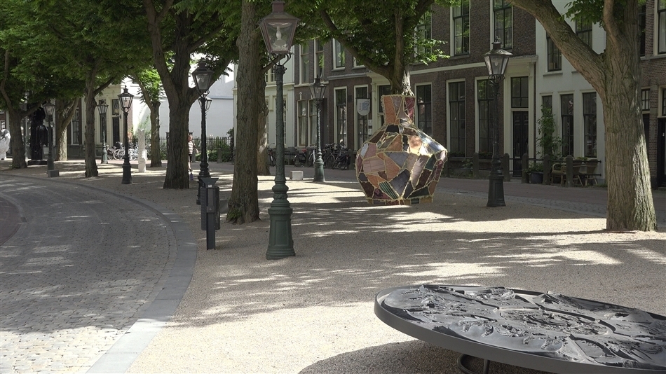 BEELD