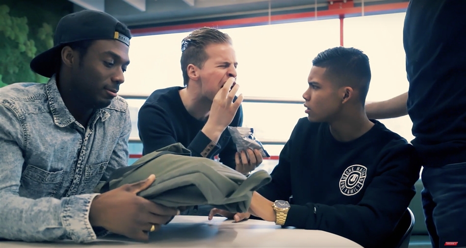 Leidse rapper maakt muziek video tegen pesten