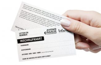 Business-Card-Hand