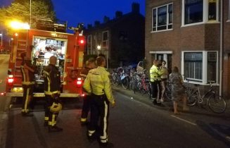 Rookmelder en brandlucht zorgt voor brandweerinzet, Hoge Rijndijk in Leiden