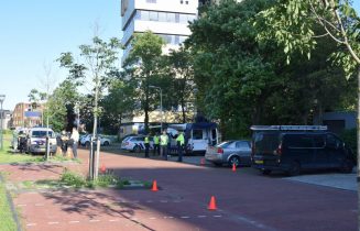 Zeventien voertuigen en ruim 62.000 euro in beslag genomen bij grote controle, Willem de Zwijgerlaan in Leiden