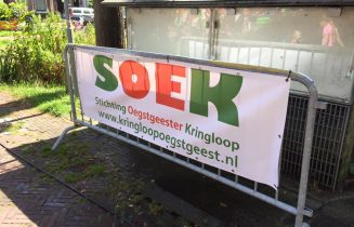 Cheques SOEK aan goede doelen uitgereikt