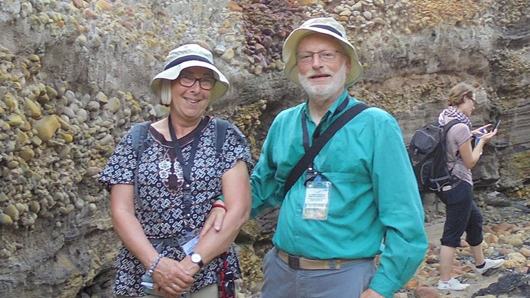 Peter-en-zijn-vrouw-Gerda-op-excursie-Foto-Gerda-van-Uffelen