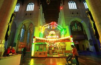 Pieterskerk Leiden - Reuzenrad (foto Stefan Tetelepta)