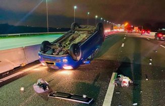 Auto over de kop a4