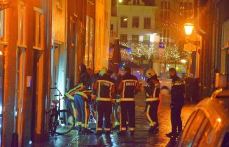 Lekkende motor verraadt wietplantage, Caeciliastraat in Leiden