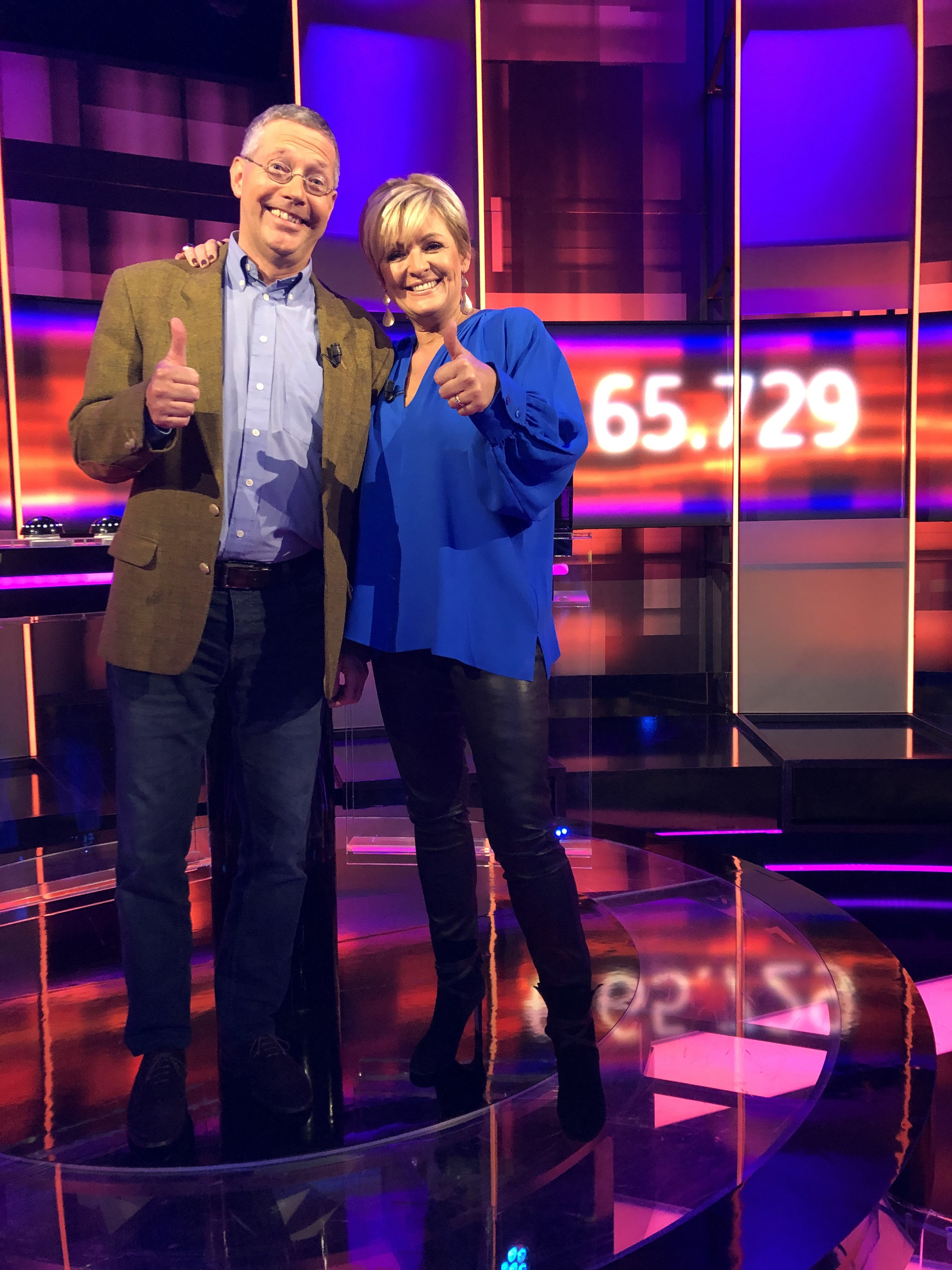 Ruud (60) uit Oegstgeest wint 65.729 euro bij tv-quiz ‘Postcode Loterij Eén tegen 100’