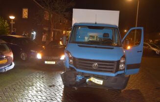 Gewonde bij aanrijding in Merenwijk