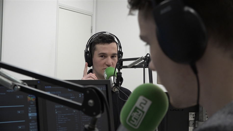 Radio unity