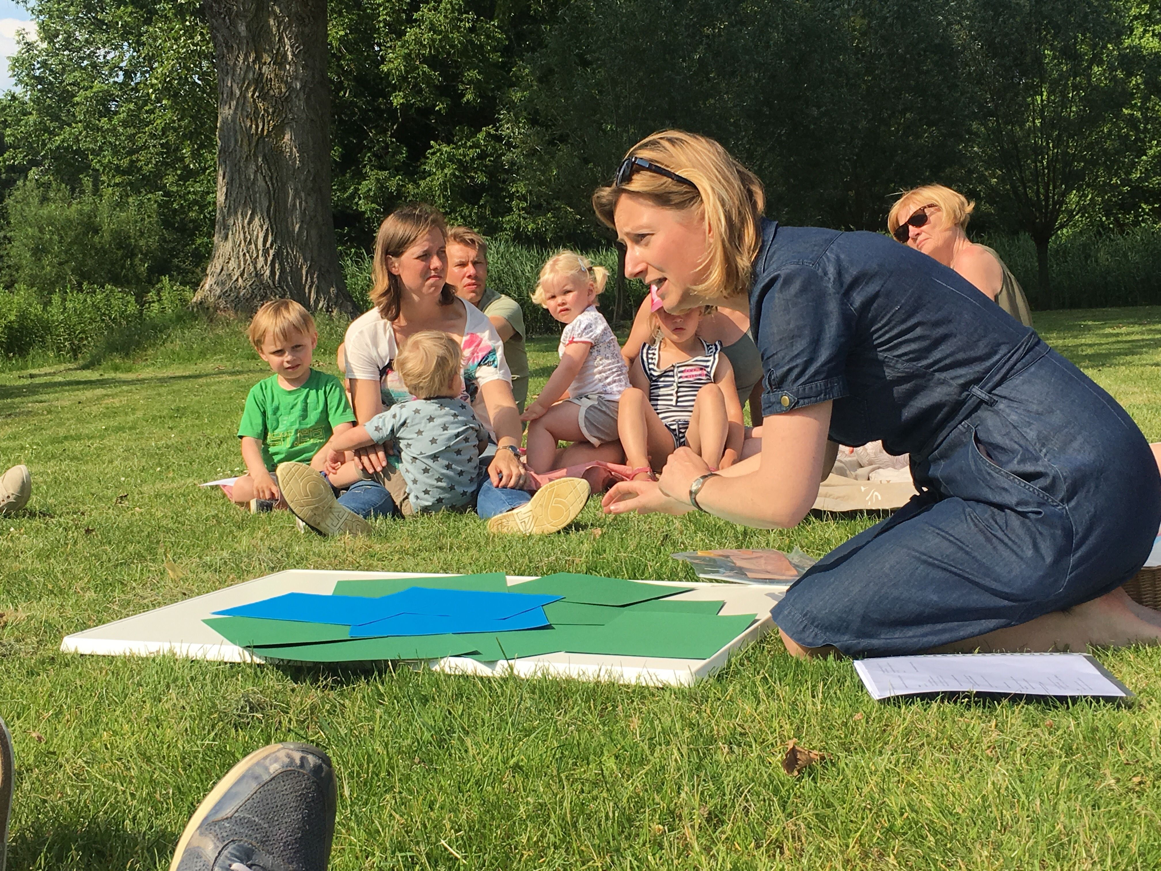 Esther de Paauw in actie bij de Kliederkerk