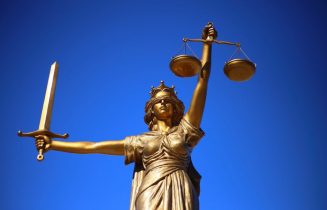 justice-2060093_1920