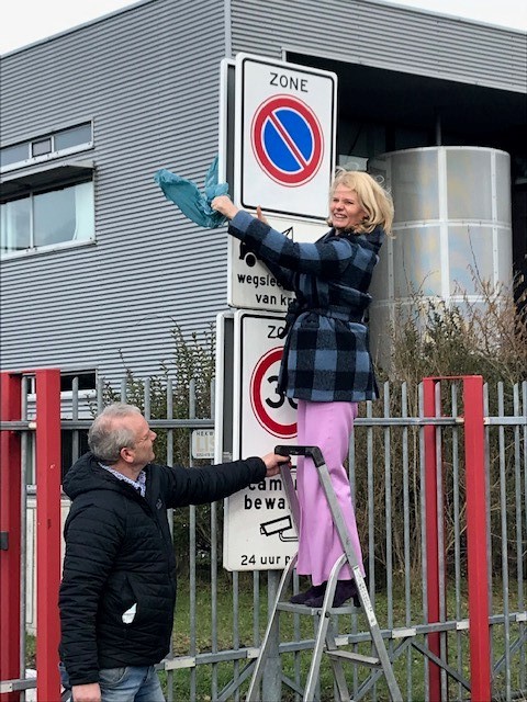 Plaatsing verkeersbord bij Maaldrift