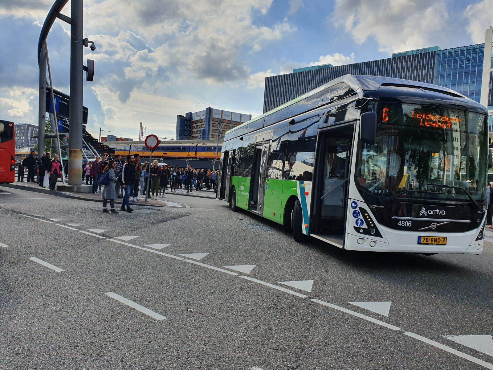 bus2