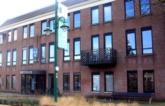 gemeentehuis zoeterwoude