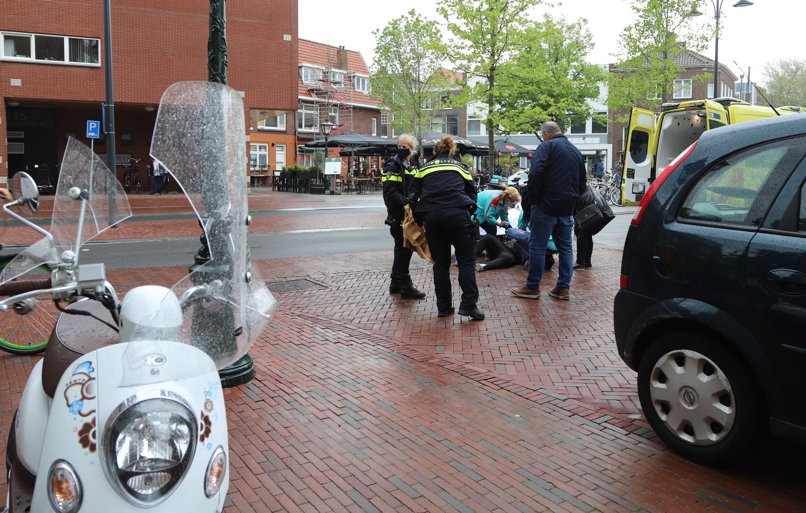 Aanrijding scooter en auto vd Werfstraat Leiden mei 21