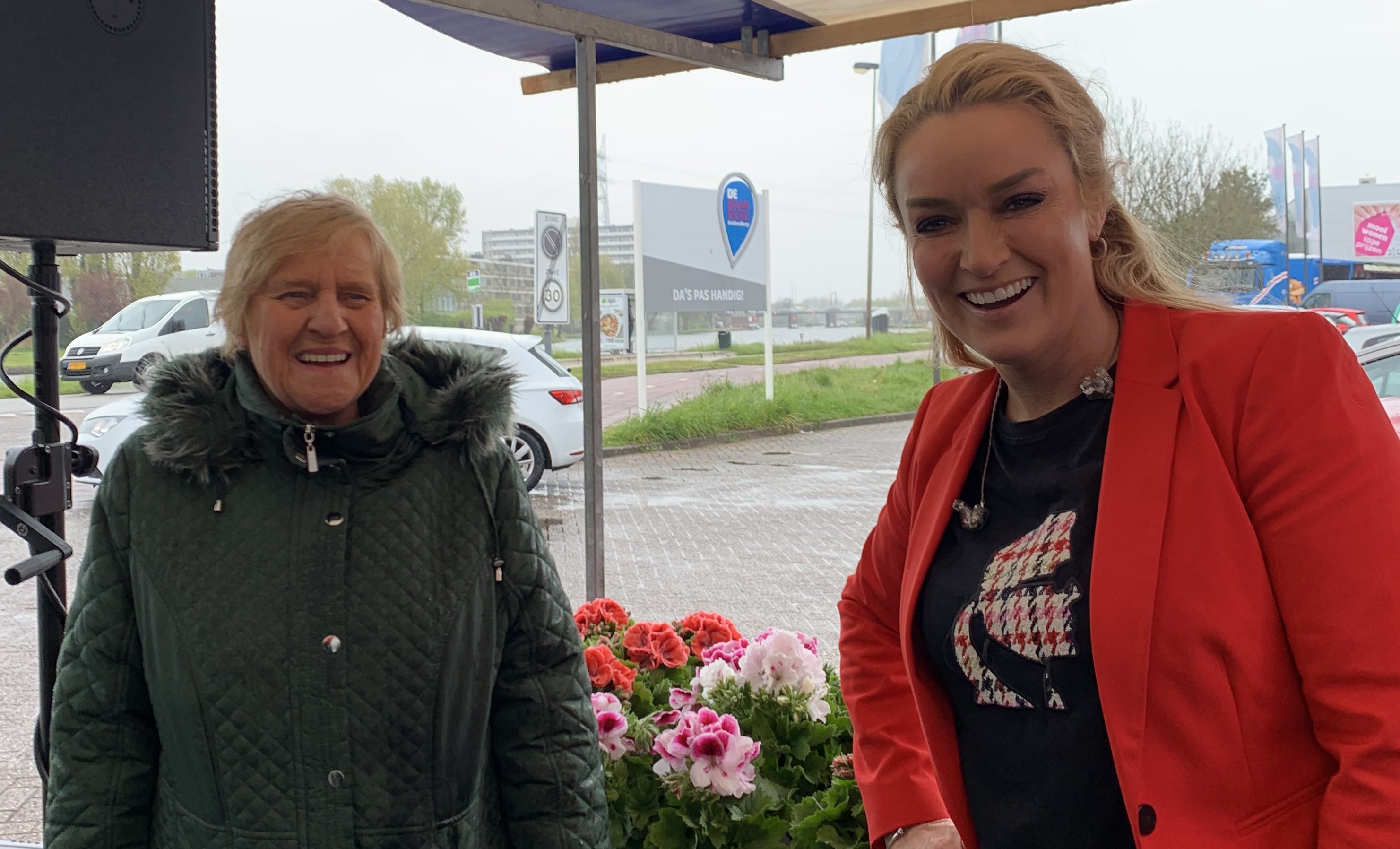Samantha en Miep