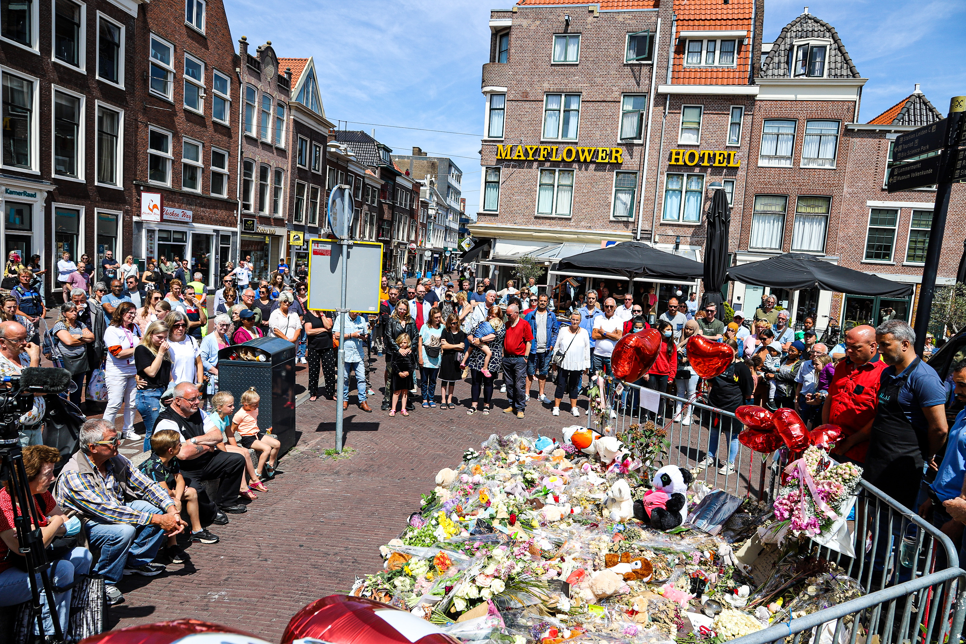 Minuut stilte voor Doris Beestenmarkt Leiden