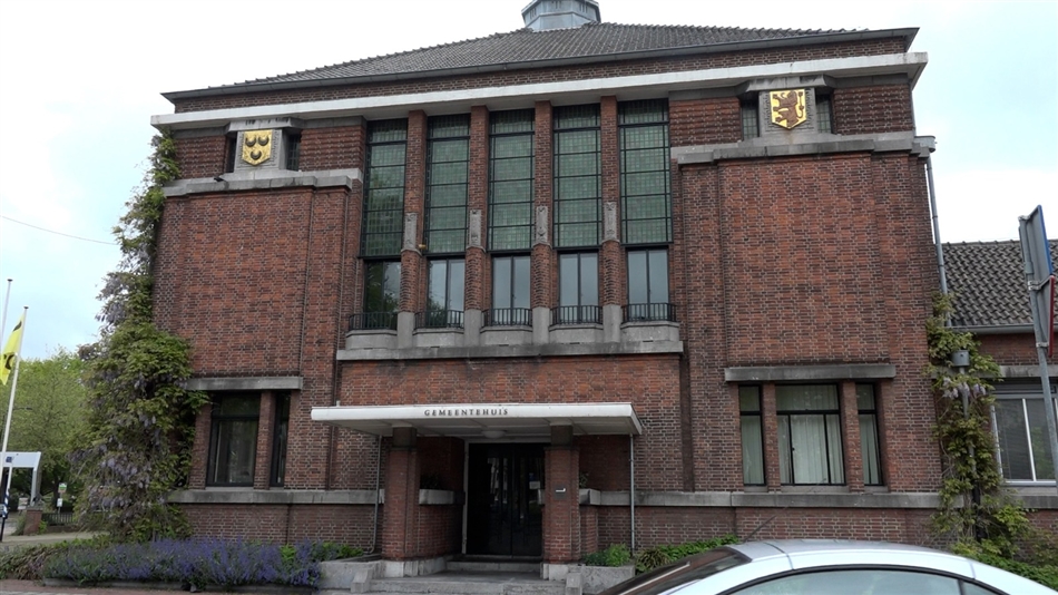 voorschoten gemeentehuis