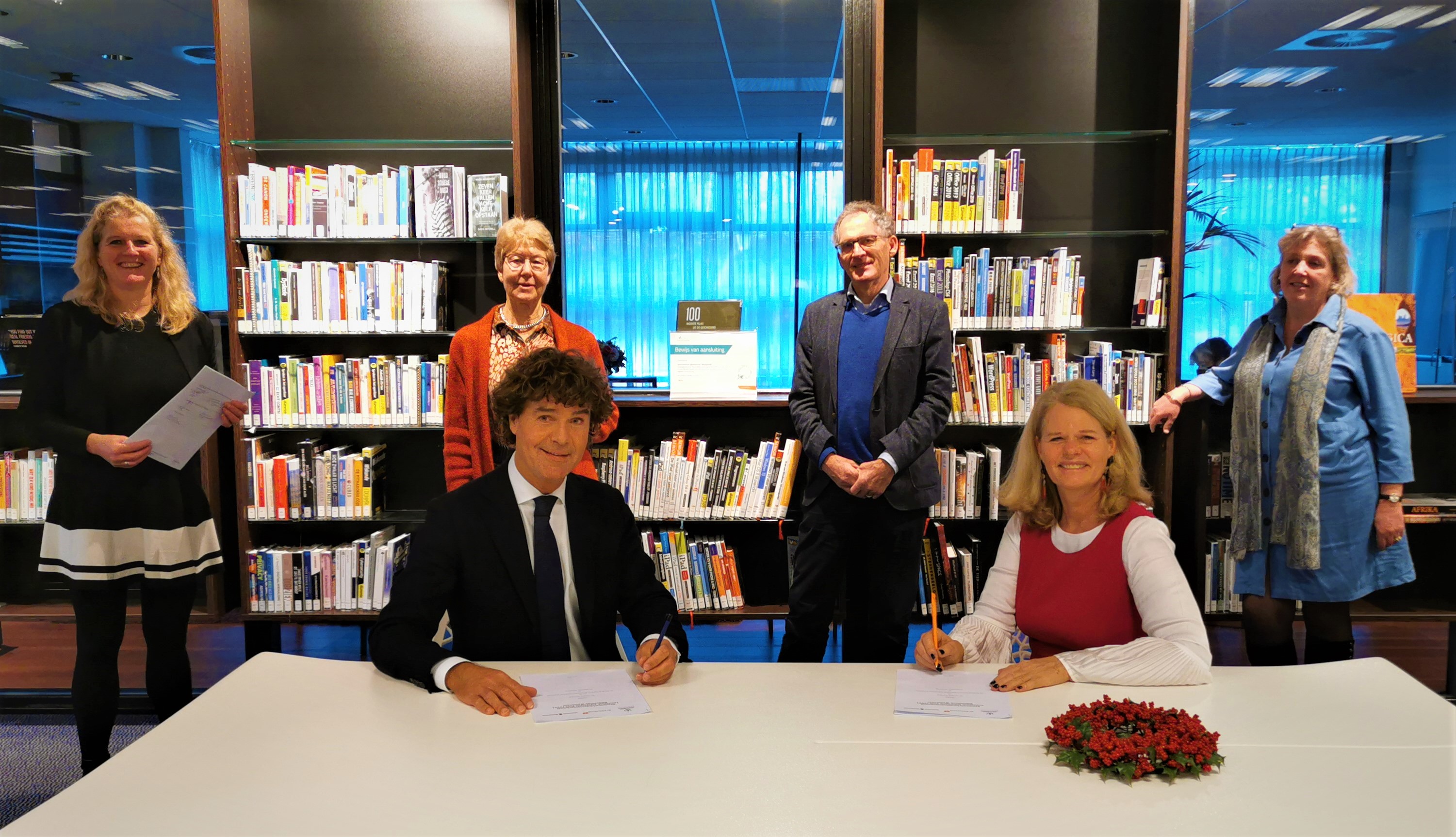 foto 1 ondertekening convenant WS VVV VSWSM